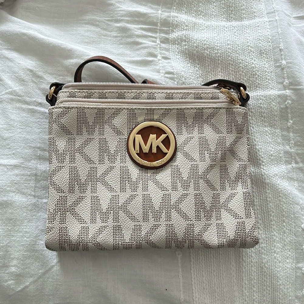 Michael Kors Crossbody